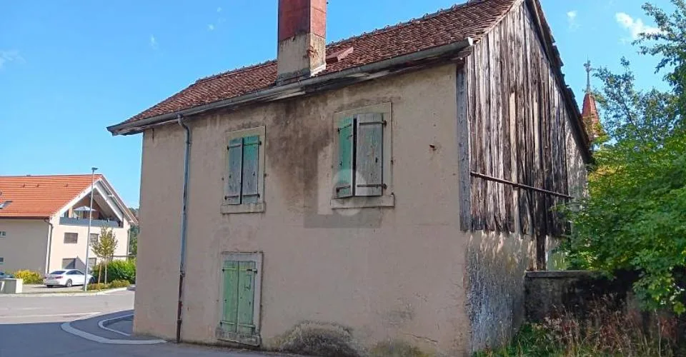 POTENTIEL POLYVALENT AU CŒUR DU VILLAGE – Foto 3 von 6