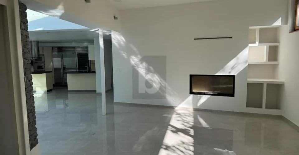 PROPRIÉTÉ EXCLUSIVE, OCCASION RARE DE VENTE – Foto 4 von 6