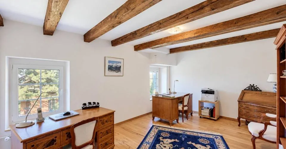 Une maison de caractère pleine d’âme au cœur de Colombier – foto 9 di 13