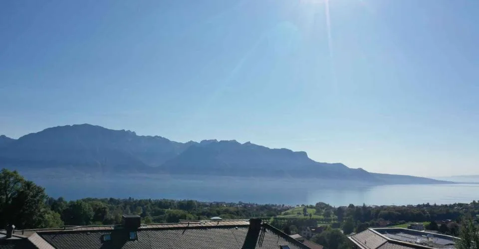 5.5 Zimmer Attikawohnung in St-Légier-La Chiésaz – foto 4 di 11