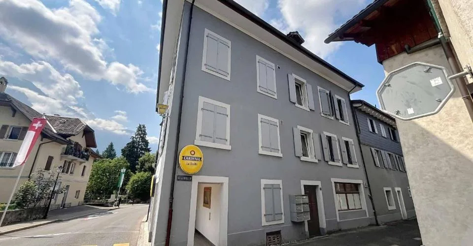 IMMEUBLE DE RENDEMENT AVEC LOCAL COMMERCIAL ET APPARTEMENTS – photo 3 sur 3