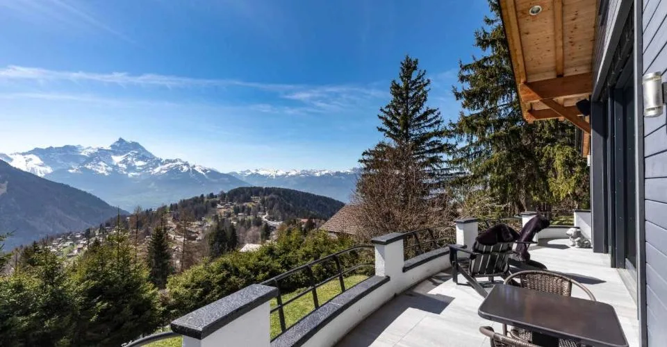 Le Prestigieux Chalet Constellation – photo 2 sur 12