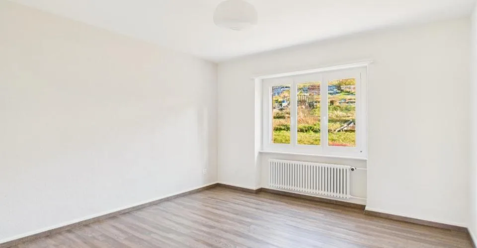 Charmant appartement 3.5 pièces avec touche moderne à Le Locle – photo 4 of 7