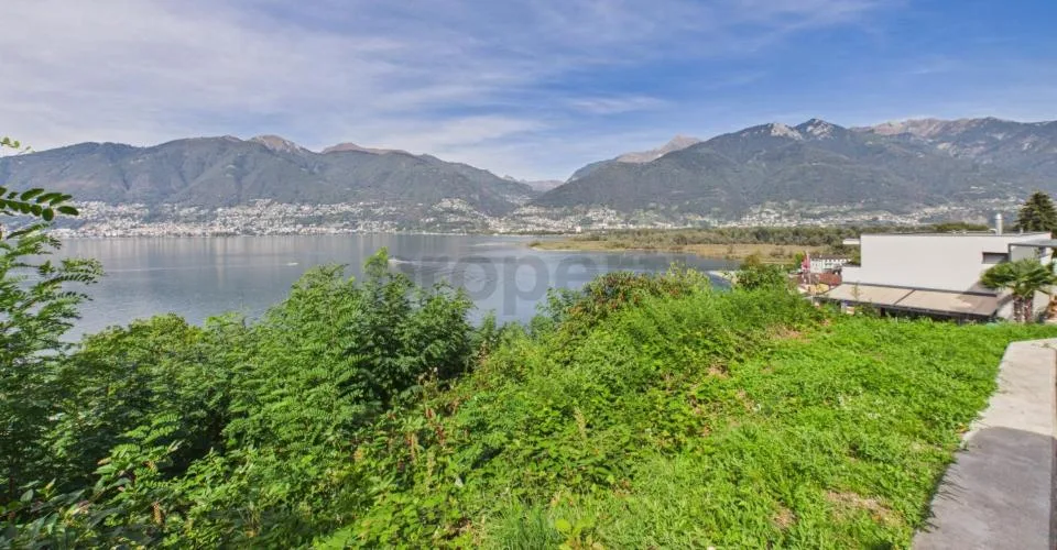 Terreno edificabile con vista panoramica sul Lago Maggiore e sulle montagne – photo 10 of 13