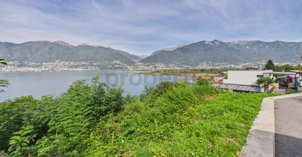 Terreno edificabile con vista panoramica sul Lago Maggiore e sulle montagne – photo 4 of 13