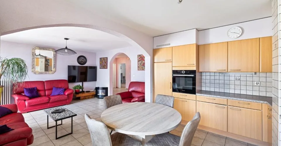 Spacieux attique 4 pièces 1-2 de 111 m2 bruts à Conthey – foto 3 di 13