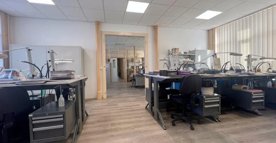 Faites une offre pour ce très bel Immeuble mixte, avec 14 garages et 18 places de parc – Foto 4 von 13