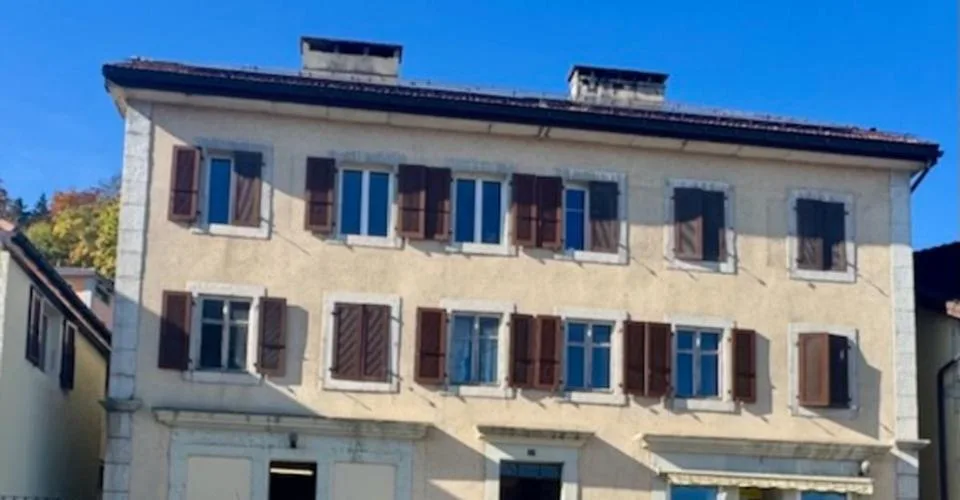 En exclusivité - Immeuble mixte au coeur des Ponts-de-Martel – photo 2 sur 9