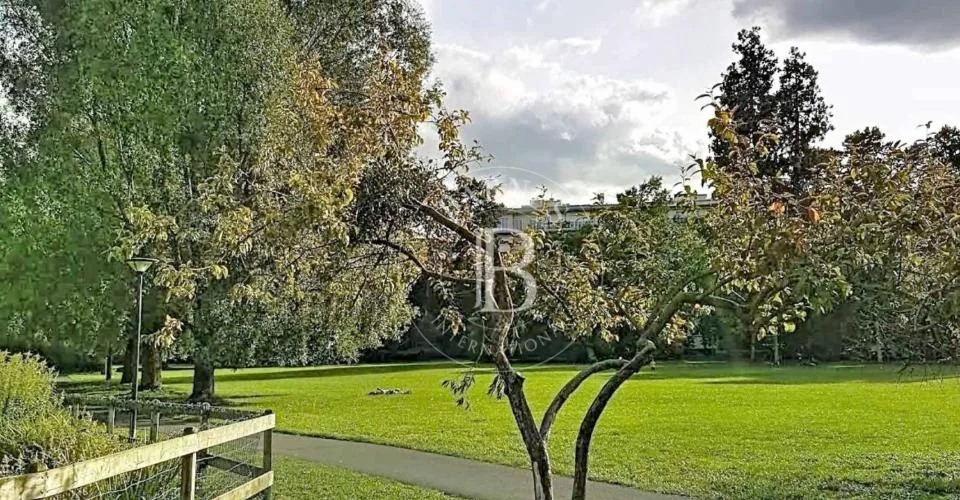 Bel appartement de 4 pièces en étage élevé au coeur de Champel – photo 9 sur 10