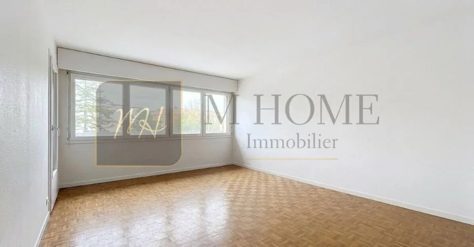 ONEX - Appartement de 3 pièces à moderniser, dans une résidence verdoyante avec piscine – photo 2 of 12