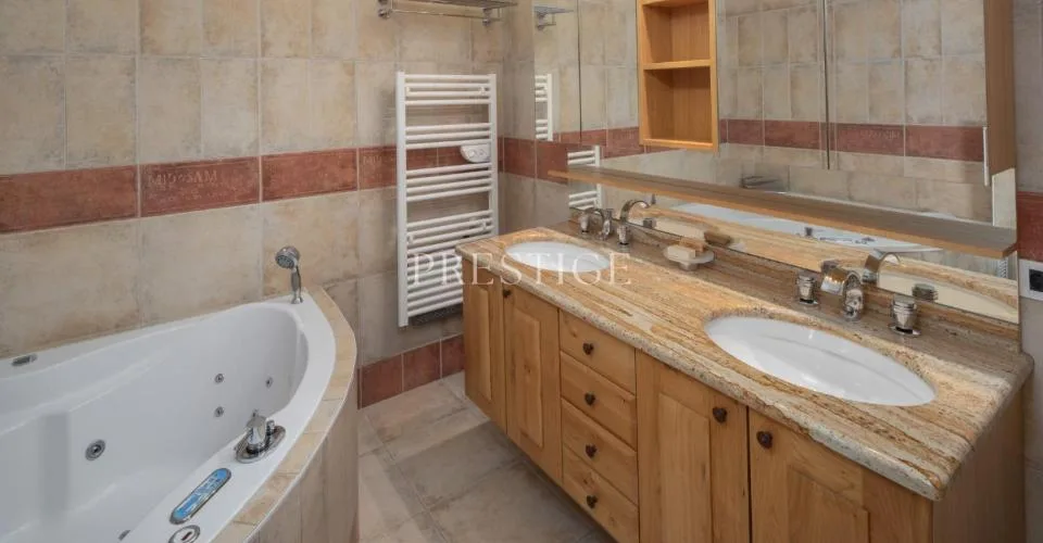 Ravissant appartement à deux pas du centre de Crans-Montana – foto 10 di 13