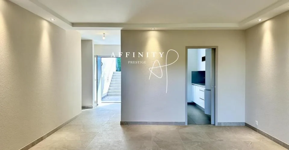 APPARTEMENT DUPLEX 7 PIÈCES RÉNOVÉ AVEC JARDIN PRIVATIF – Foto 7 von 13