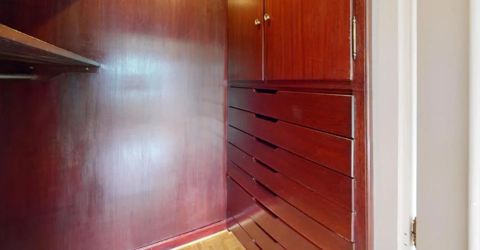 Florissant - Schönes 4-Zimmer-Wohnung auf der 6. Etage – Foto 6 von 9