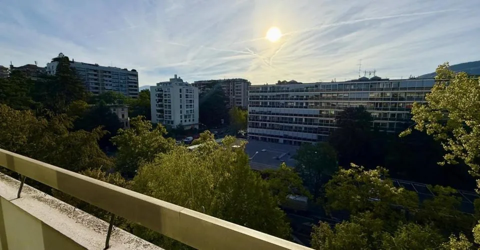 Florissant - Schönes 4-Zimmer-Wohnung auf der 6. Etage – Foto 9 von 9