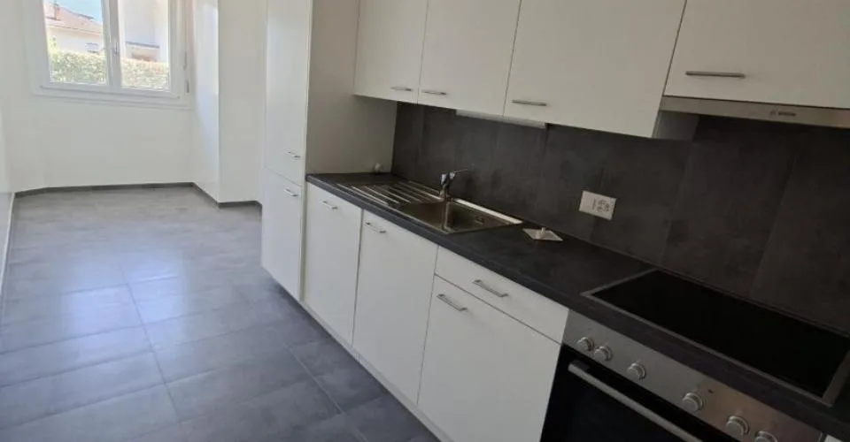 Dans un quartier ensoleillé et proche du centre ville – Foto 3 von 4