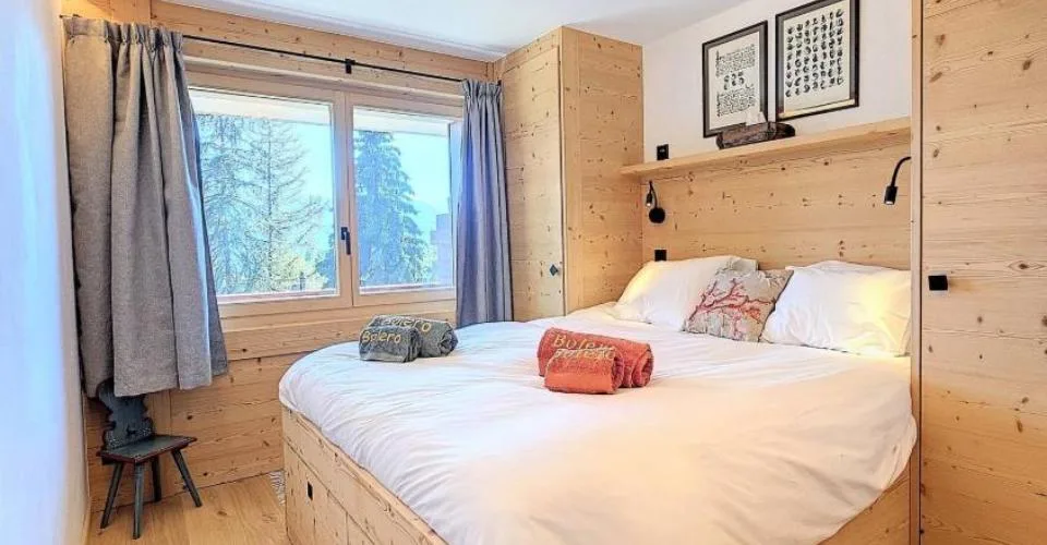 Magnifique Duplex | 4 Chambres Entièrement Rénové à Verbier! – photo 8 sur 10