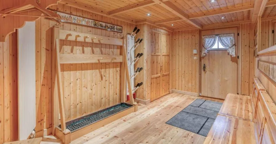 MAGNIFIQUE CHALET AUX ESSERTS – 6 CHAMBRES – foto 12 di 13