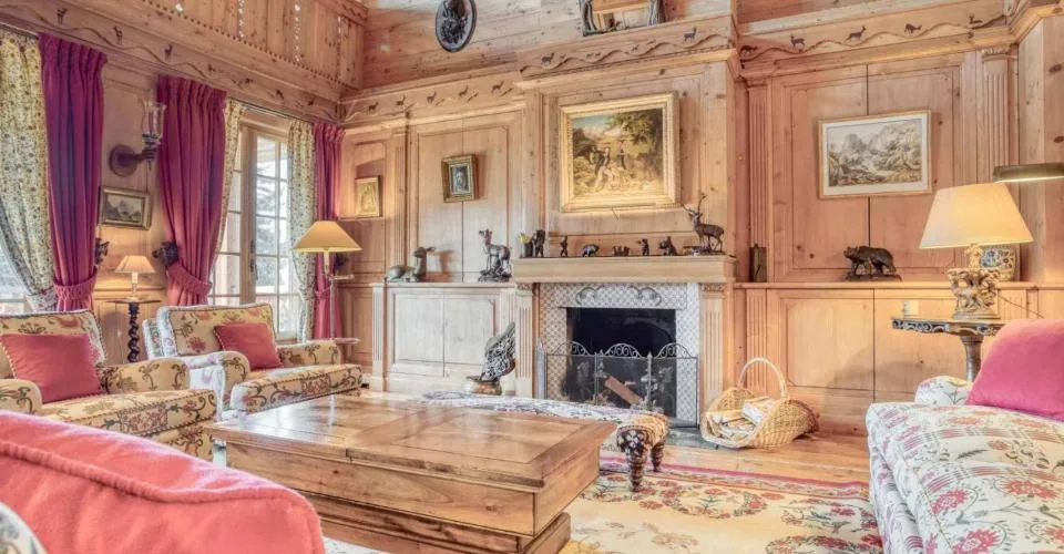 MAGNIFIQUE CHALET AUX ESSERTS – 6 CHAMBRES – foto 2 di 13