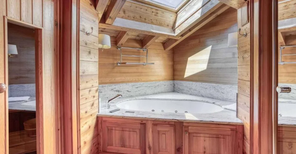 MAGNIFIQUE CHALET AUX ESSERTS – 6 CHAMBRES – foto 8 di 13