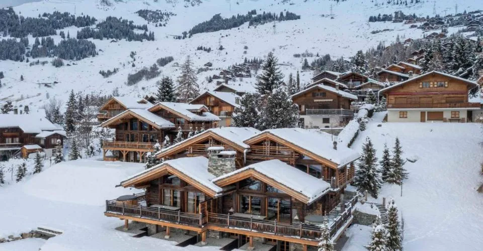 MAGNIFIQUE CHALET - VUE PANORAMIQUE - 5 CHAMBRES – foto 2 di 12