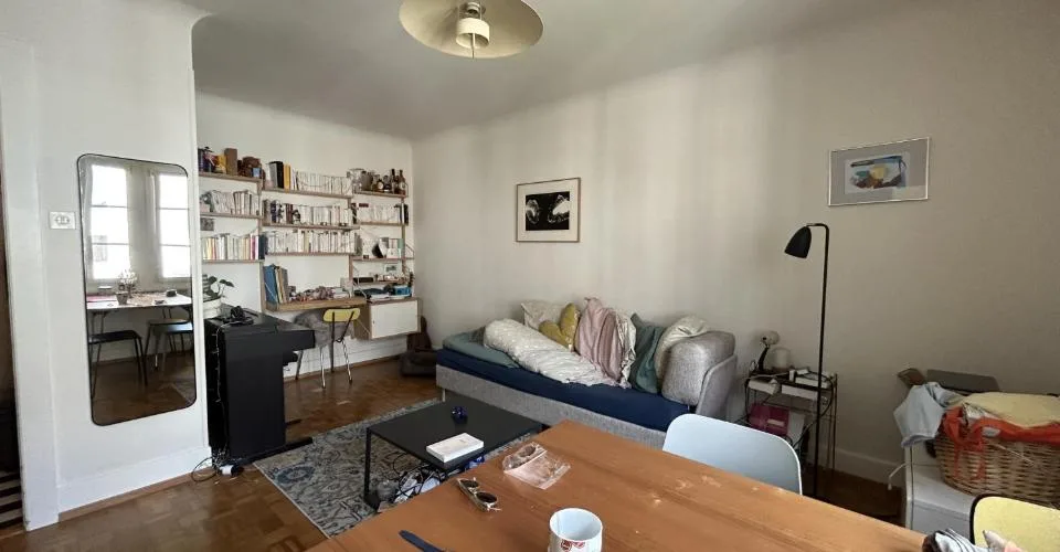 Bel appartement de 1 pièce au centre de Lausanne – Foto 2 von 4