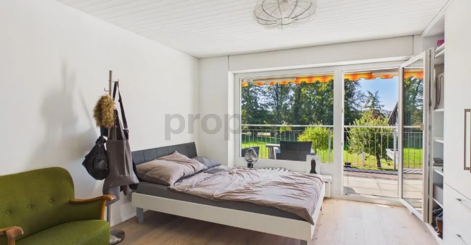 Familienfreundliches Zuhause mit viel Platz, Garten und zahlreichen Extras – Foto 8 von 13
