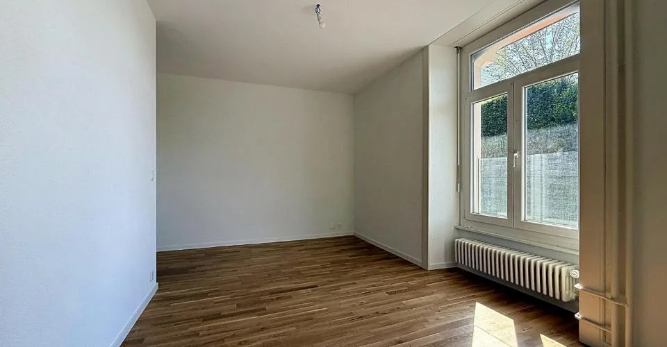 Charmant logement de 4 pièces au rez-de-chaussée – Foto 5 von 7