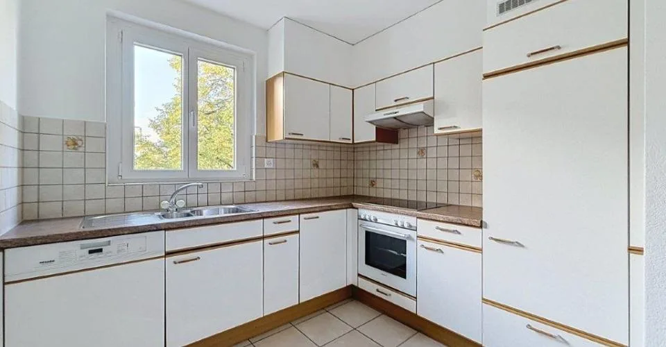Appartement de 4.5 pièces disponible – Foto 2 von 6