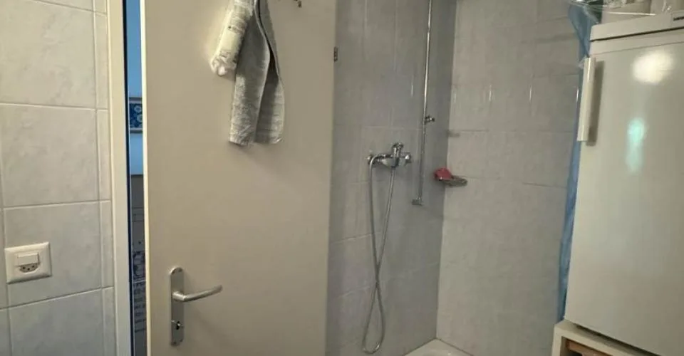 Charmant appartement de 4 pièces au rez-de-chaussée – Foto 7 von 11
