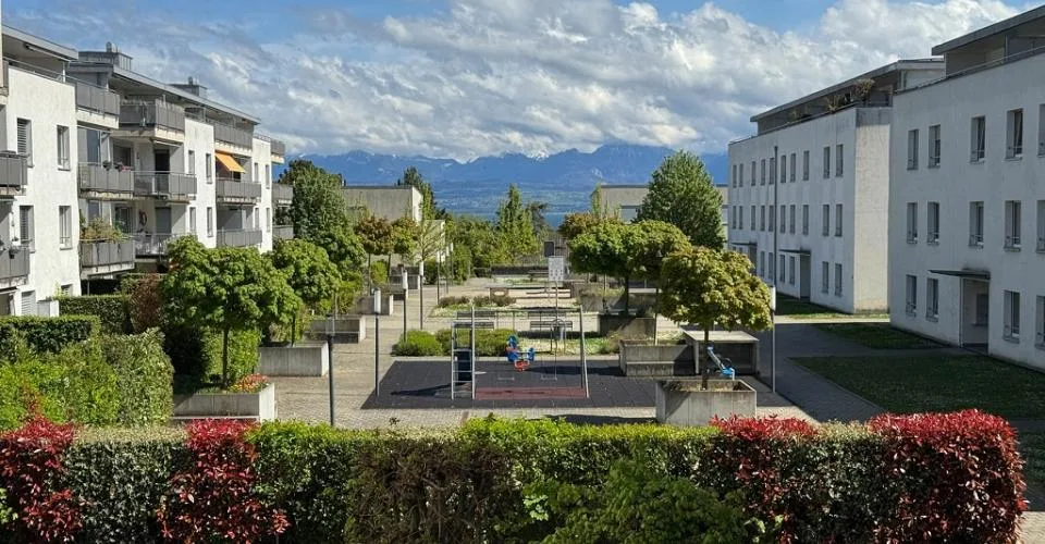 Charmant appartement de 4 pièces au rez-de-chaussée – Foto 10 von 11