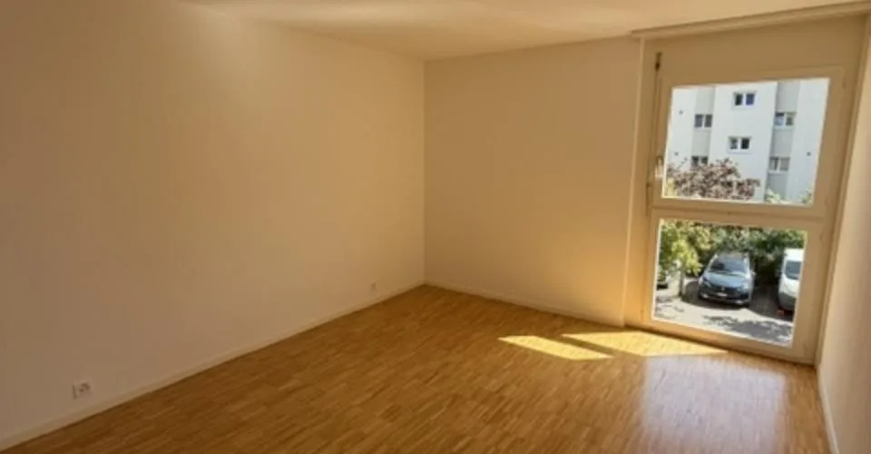 BEL APPARTEMENT RENOVE DE 4.5 PCES - CRESSIER/NE – Foto 12 von 19