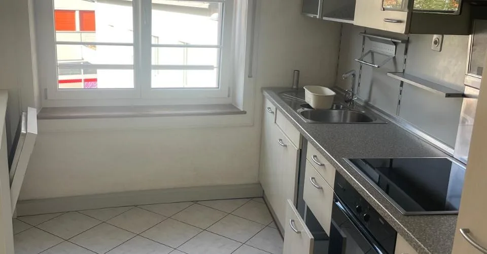 A louer: appartement de 3.5 pièces, balcon - Pont 40, St-Imier – foto 2 di 6
