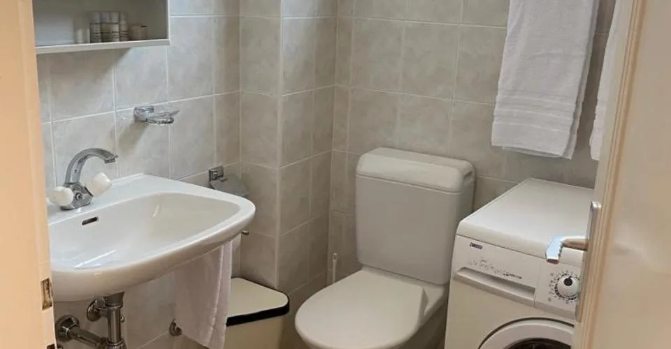 2.5 Zimmer möbl. Wohnobjekt in Lausanne – Foto 8 von 10