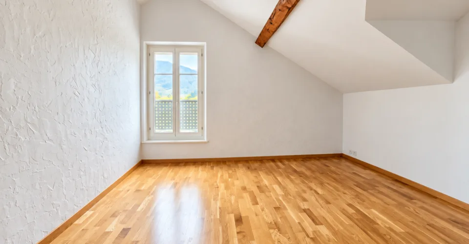 appartement 5 pièces en duplex dans un quartier tranquille avec places de parc – Foto 6 von 10