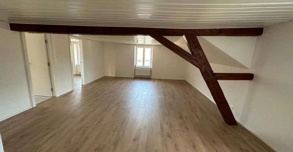 A louer: appartement 2.5 pièces - Rue du Midi 34, St-Imier – foto 2 di 6