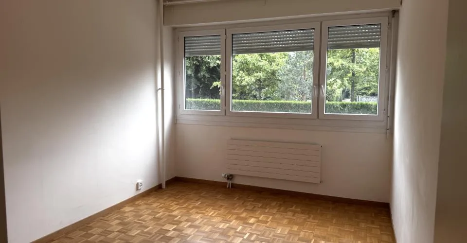 Spacieux appartement de 5 pièces avec balcon au Petit-Saconnex – Foto 3 von 10