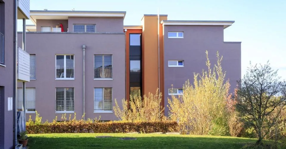 Appartement de 3.5 pièces avec balcon à Payerne! – Foto 5 von 9