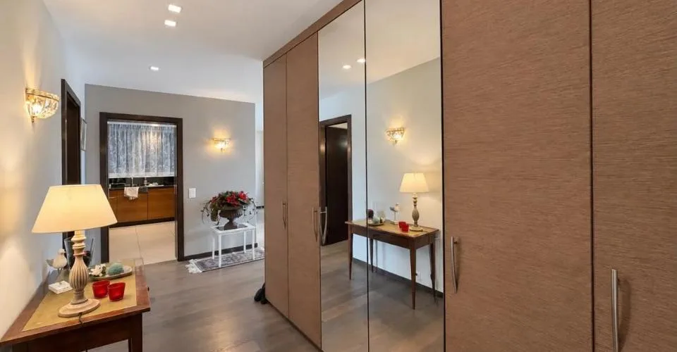 Rare appartement de prestige meublé avec vue panoramique sur le lac – Foto 8 von 13
