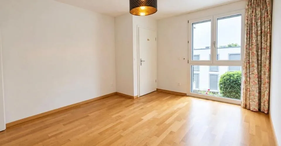 2,5 pièces avec terrasse ? calme absolu, situation sud – Foto 7 von 8