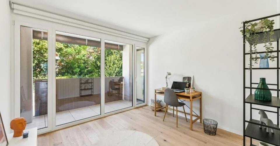 Exceptionnel appartement neuf de 5.5 pièces avec vue dégagée – Foto 4 von 12
