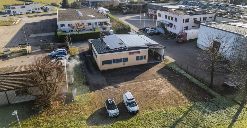 Estavayer-le-Lac, à vendre, bâtiment industriel et artisanal de 200 m2 – foto 2 di 10