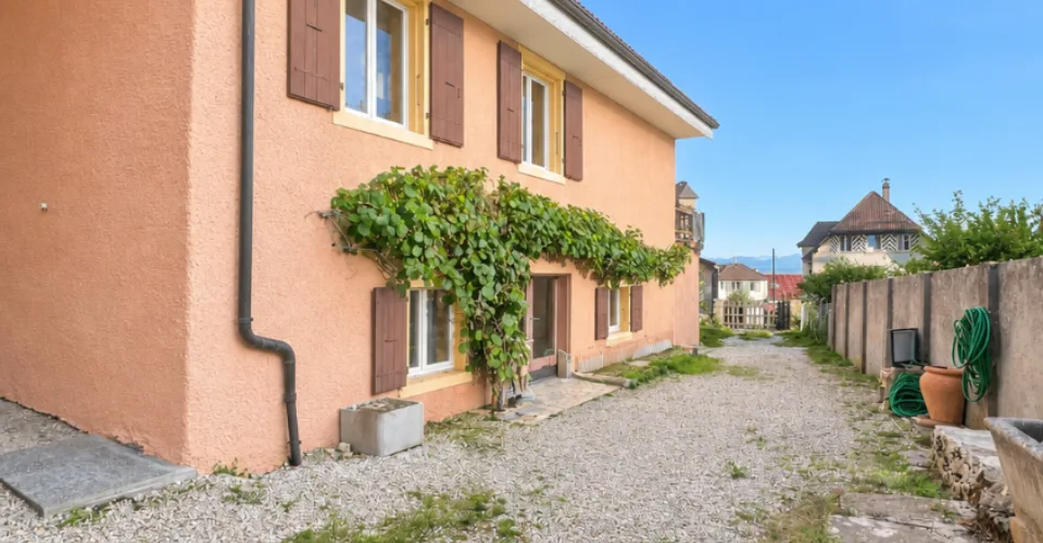 Une maison de caractère avec vue: un projet à concretiser – Foto 13 von 13