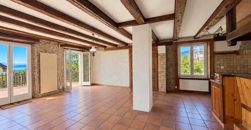Une maison de caractère avec vue: un projet à concretiser – Foto 4 von 13
