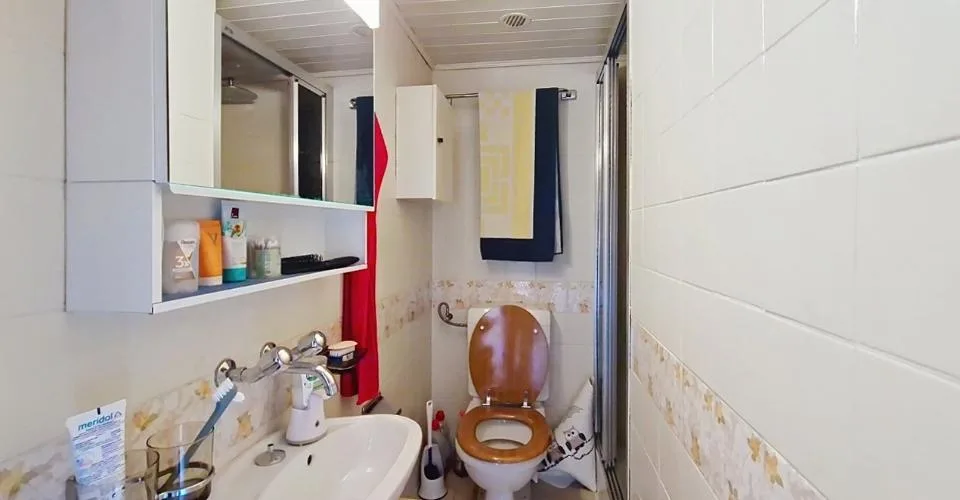 Grône, maison de 4.5 pièces de 151 m2 avec extérieures verdoyant et 2 places de parc – photo 8 sur 25