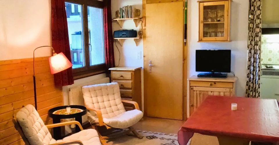 Mini studio aux pieds des remontées mécaniques à Grimentz – Foto 2 von 10