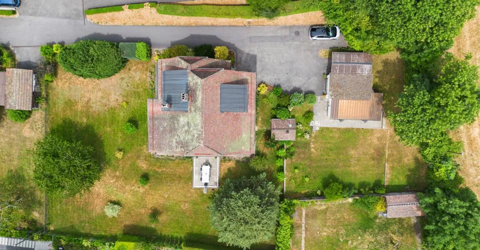Chailly - Maison de 9 pièces avec grand jardin – Foto 12 von 12