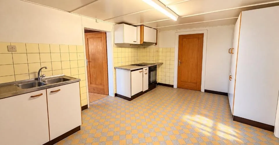 Maison de deux appartements à vendre à Bure – Foto 6 von 13