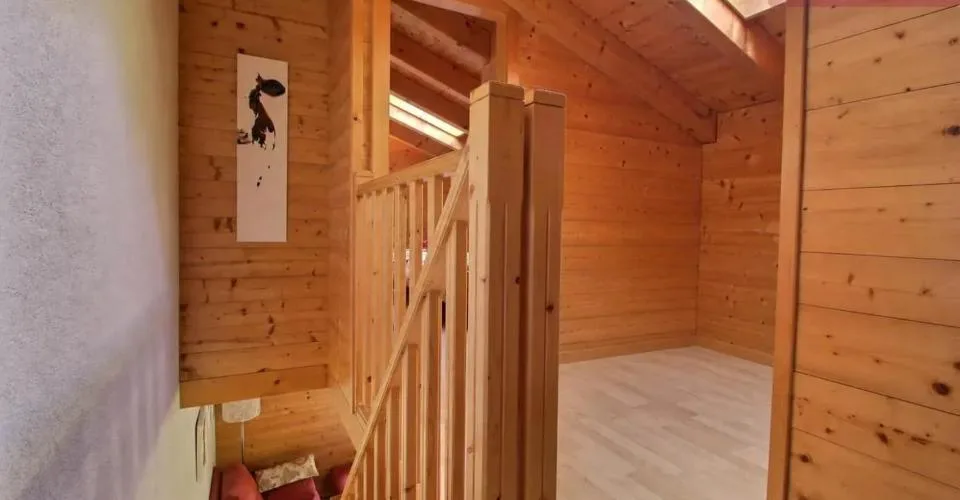Helle und ruhige 4,5-Zimmer-Duplexwohnung in Ovronnaz mit Garage und Parkplatz – Foto 11 von 13