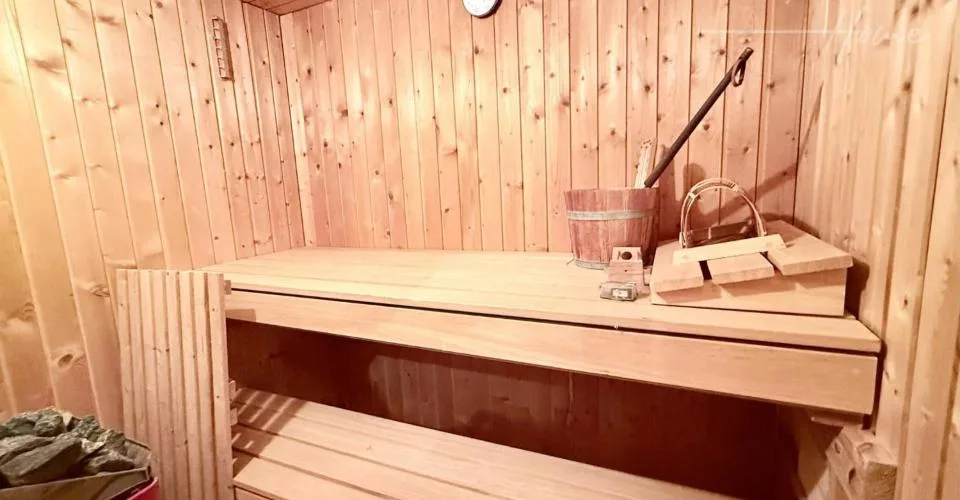 Maison villageoise mitoyenne de 6,5 pièces à Chandolin (Savièse) – Foto 8 von 11