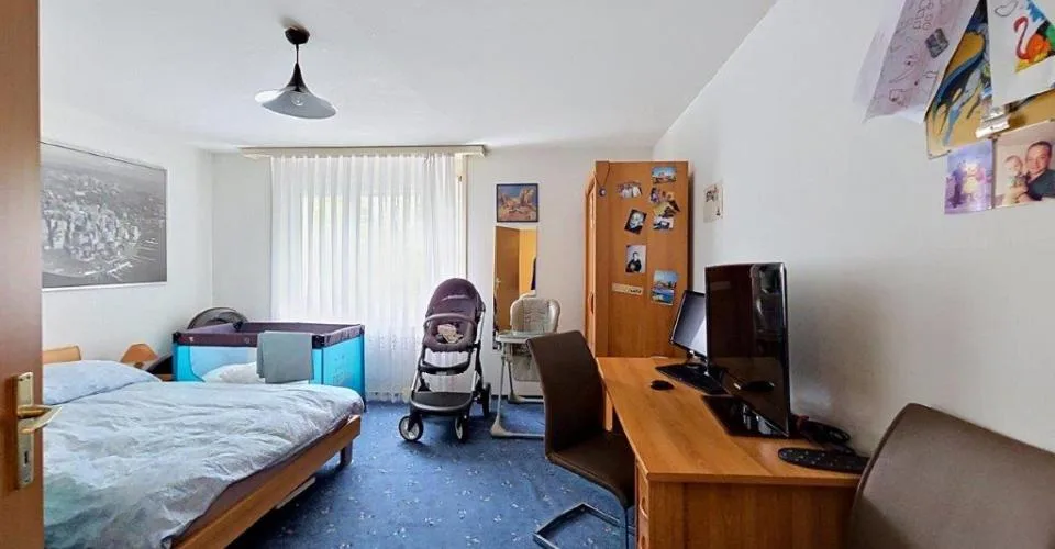 Appartement de 4 pièces en cours de rénovation – Foto 8 von 13